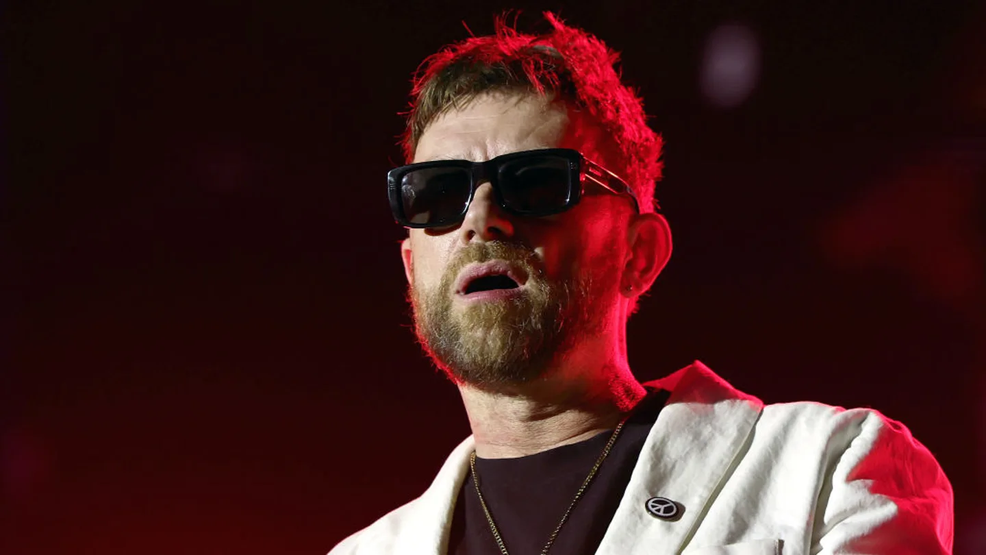 Damon Albarn durante el concierto de Blur en Coachella 2024 Damon Albarn durante el concierto de Blur en Coachella 2024