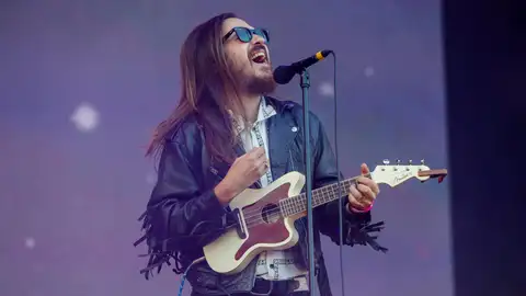 Carlos Sadness durante un concierto Carlos Sadness durante un concierto