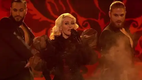 Nebulossa durante su actuación en el Benidorm Fest Nebulossa durante su actuación en el Benidorm Fest