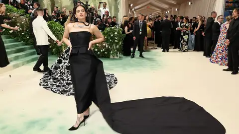 Rosalía en la Met Gala 2024 Rosalía en la Met Gala 2024