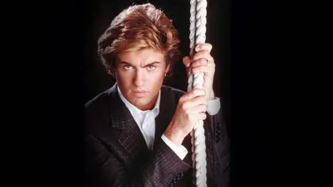 George Michael en Careless Whisper. George Michael en Careless Whisper.