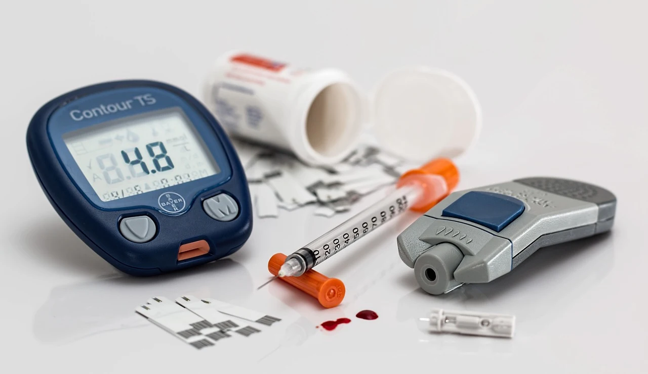Instrumentos habituales en la vida de una persona con diabetes.