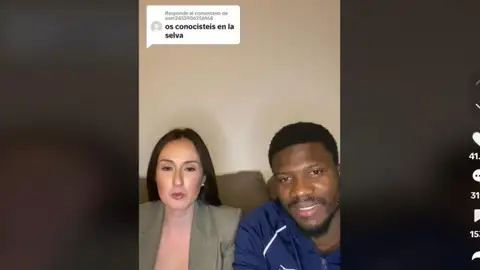 Le preguntan a una pareja de titokers si se conocieron en la selva Le preguntan a una pareja de titokers si se conocieron en la selva