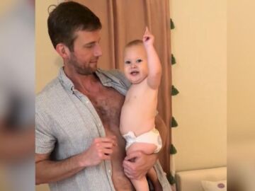 El v&iacute;deo de un peque&ntilde;o beb&eacute; diciendo que quiere ir a un hotel