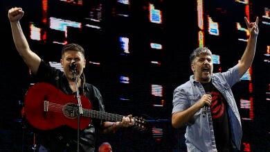 Estopa, más grandes que nunca, celebran 25 años de orgullo calorro en el Metropolitano