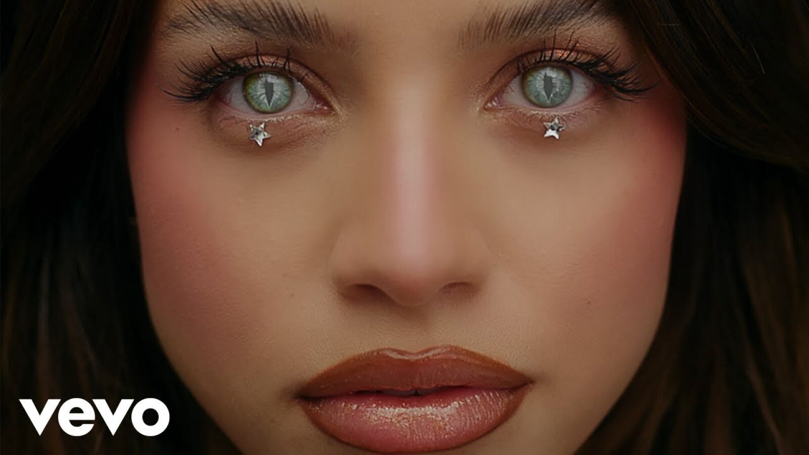 Emilia se convierte en chica Disney con Al Final, el tema principal de Vaiana 2