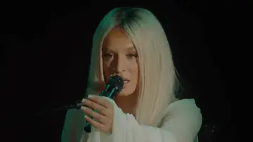 Miniatura de un vídeo de YouTube de Lola Índigo Miniatura de un vídeo de YouTube de Lola Índigo