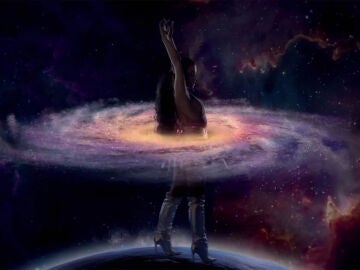 Videoclip de God Is A Woman.