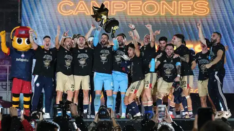 Jijantes campeones de la Kings League Jijantes campeones de la Kings League