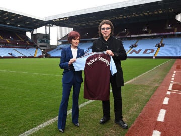 Sharon Osbourne y Tony Iommi