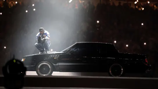 Kendrick Lamar en su actuación en el intermedio de la Super Bowl Kendrick Lamar en su actuación en el intermedio de la Super Bowl