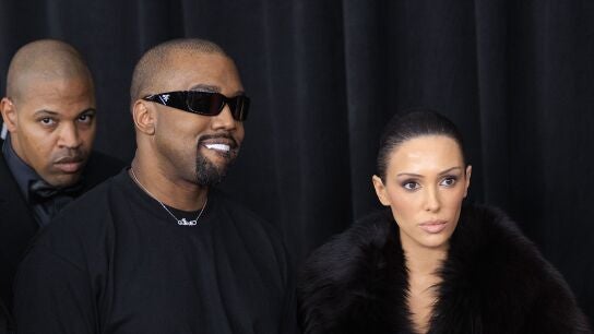 Kanye West en los Grammy 2025
