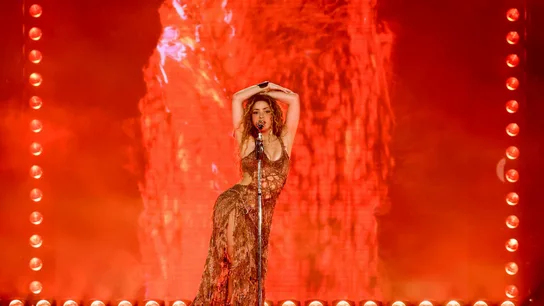 Shakira durante una actuación en Brasil Shakira durante una actuación en Brasil
