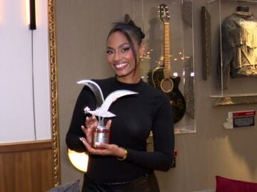 Nia Correia tras ganar el festival de Vi&ntilde;a del Mar