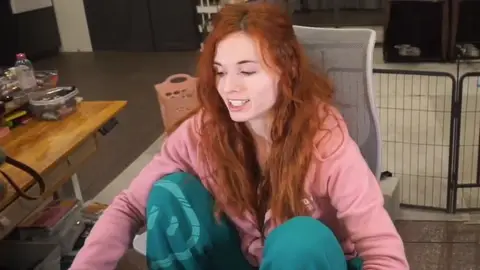 Imagen de Amouranth en stream Imagen de Amouranth en stream