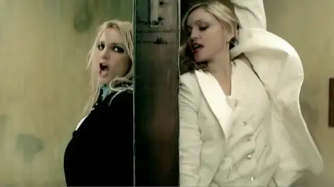 Videoclip de Me Against the Music. Videoclip de Me Against the Music.