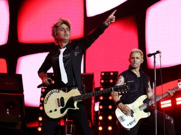 Green Day abren su actuaci&oacute;n en Coachella con American Idiot