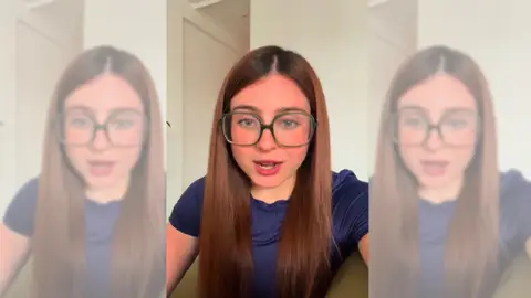 Imagen del vídeo de RoRo Imagen del vídeo de RoRo