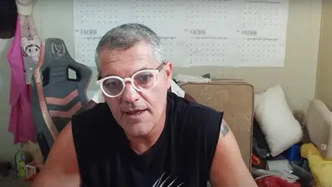 Imagen del vídeo de Frank Cuesta Imagen del vídeo de Frank Cuesta