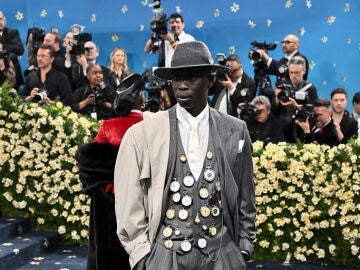 Khaby Lame en la MET Gala 2025