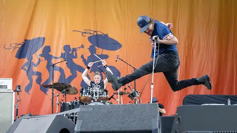 Matt Cameron durante una actuación con Pearl Jam Matt Cameron durante una actuación con Pearl Jam