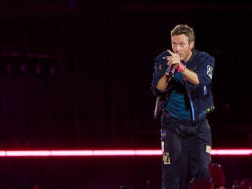 Chris Martin durante un concierto