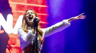 Ruslana pillada en el concierto de Aitana con su bajista un mes después de romper con su novia 