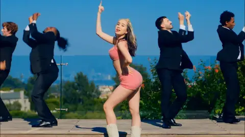 Miniatura de un videoclip de Lil Tay Miniatura de un videoclip de Lil Tay