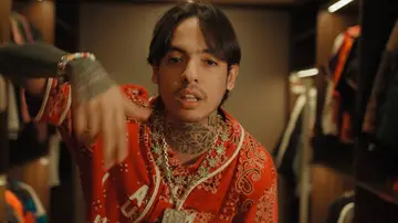 Miniatura de un videoclip de Natanael Cano Miniatura de un videoclip de Natanael Cano