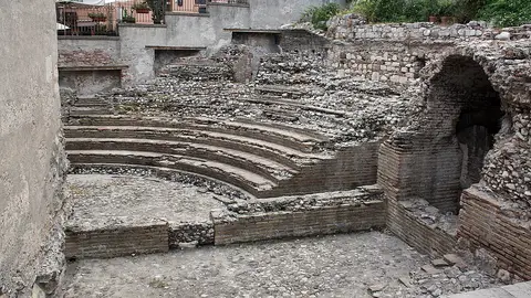 Imagen de unas ruinas Imagen de unas ruinas