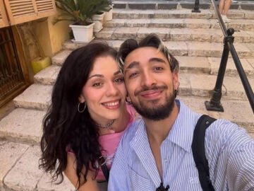 Paul Thin con Aurora Pel&aacute;ez.