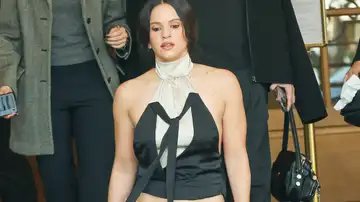 Rosalía en la Fashion Week de París Rosalía en la Fashion Week de París