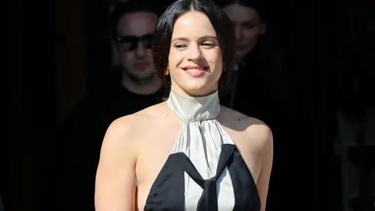 Rosalía en la semana de la moda de París Rosalía en la semana de la moda de París