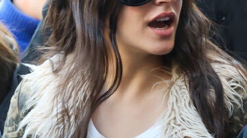 La gafas en tendencia de Rosal&iacute;a en la Fashion Week de Par&iacute;s: estos han sido sus looks y su simbolog&iacute;a