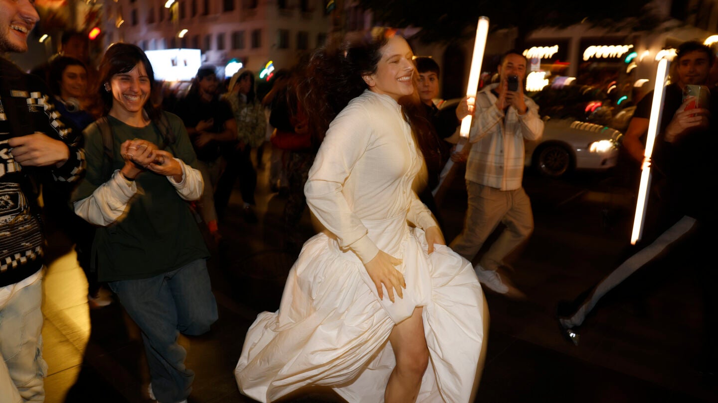 Rosal&iacute;a corriendo por Callao