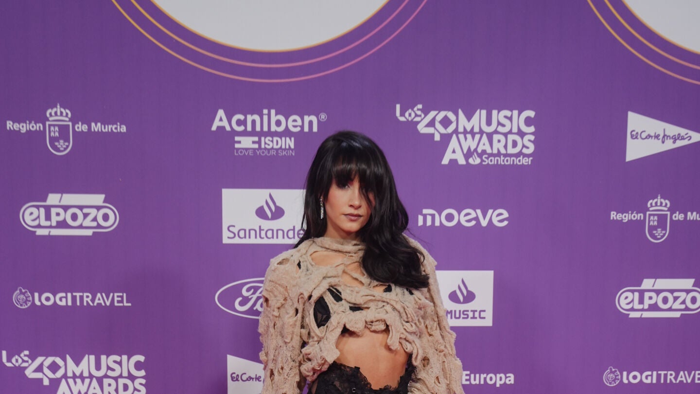 La cantante Aitana durante el photocall previo a la entrega de Los40 Music Awards Santander 2025
