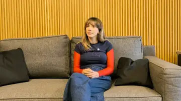 Entrevista con Carmesí Entrevista con Carmesí