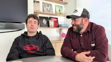 Entrevista a La La Love You Entrevista a La La Love You