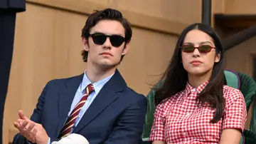 Olivia Rodrigo y Louis Partridge Olivia Rodrigo y Louis Partridge