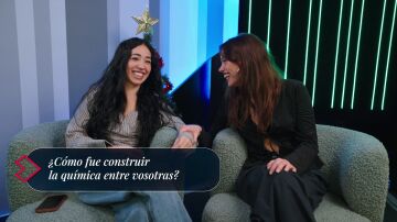 &ldquo;Curioso, raro y divertido&rdquo;: as&iacute; ha sido rodar Una novia por Navidad, la primera serie en vertical de atresplayer