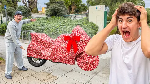 Miniatura del vídeo de xBuyer Miniatura del vídeo de xBuyer