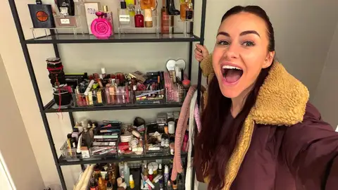 Miniatura de un vídeo de Abril Cols Miniatura de un vídeo de Abril Cols