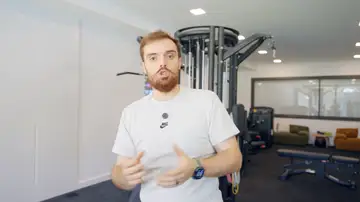 Ibai en su gimnasio. Ibai en su gimnasio.