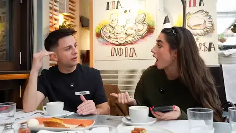 Lola Lolita con Ampeter. Lola Lolita con Ampeter.