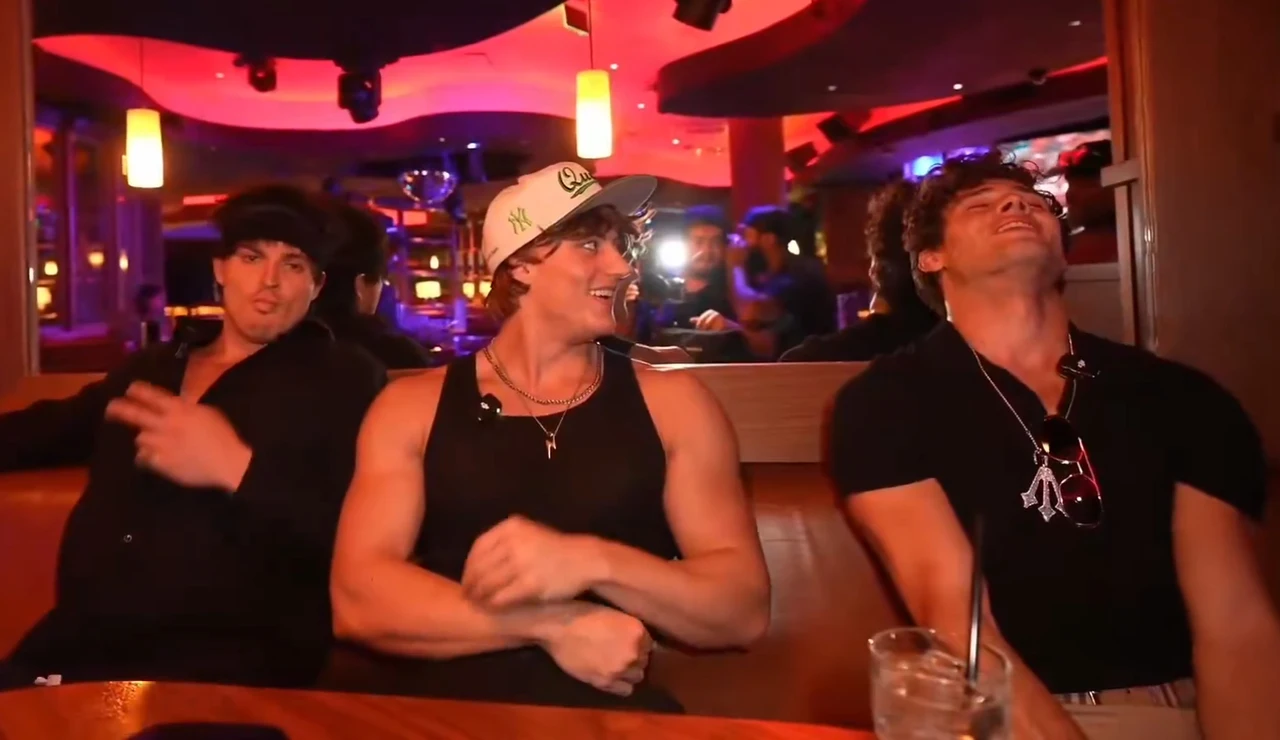 Clavicular en el stream momentos antes de la sobredosis.