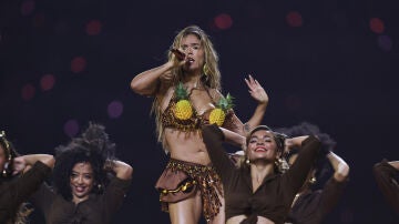 Karol G durante un concierto