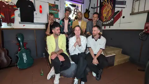 Entrevista a La Pegatina Entrevista a La Pegatina