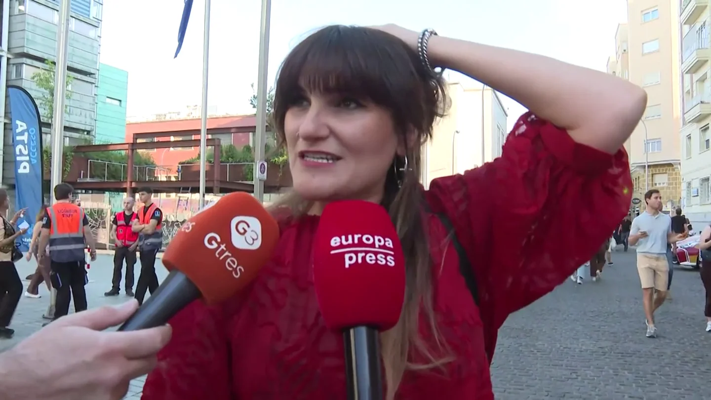 Rozalén apoya a Amaia ante las críticas: "Es alucinante que desde fuera siempre se busque el conflicto". Rozalén apoya a Amaia ante las críticas: "Es alucinante que desde fuera siempre se busque el conflicto".