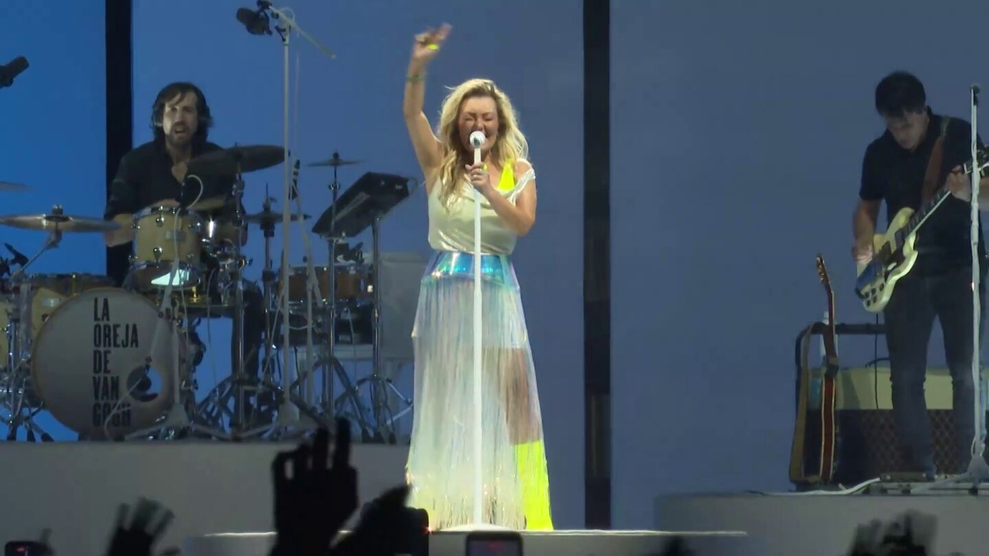 Amaia Montero recibe el cari&ntilde;o incondicional de su p&uacute;blico en el primero de sus conciertos en Madrid con LODVG