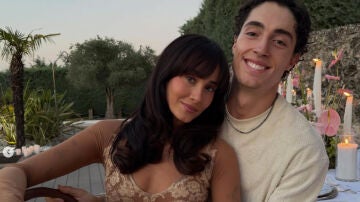 Aitana y Plex.